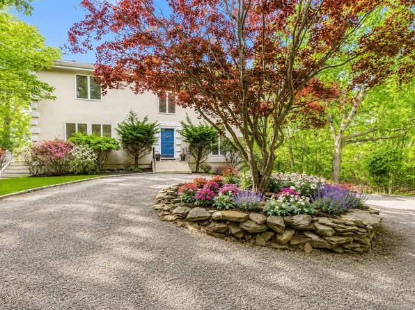 3645 Soundview Ave, Peconic, NY 11958