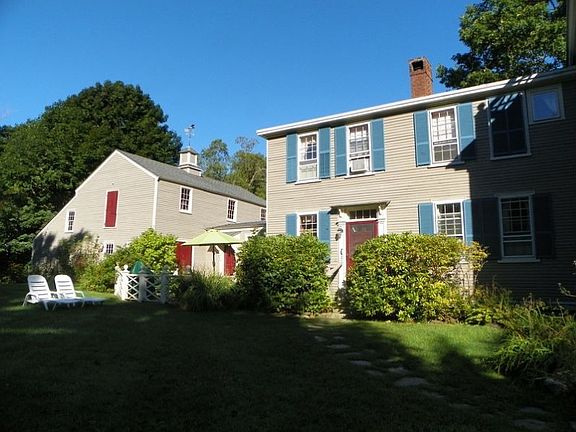 2nd image of 19 Maine St