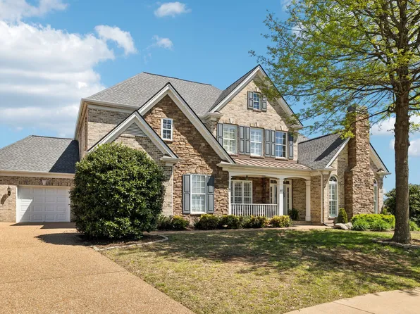 107 Jasmine Ct, Gallatin, TN 37066