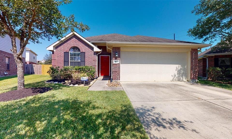 1st image of 18127 Hillock Glen Ln