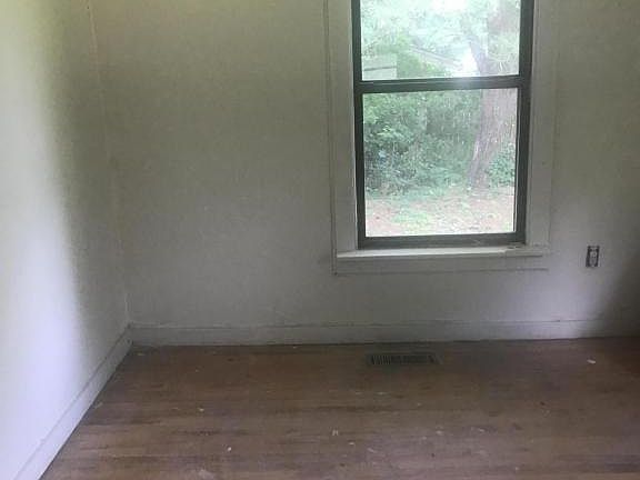 5th image of 149 Beaver Creek Ln