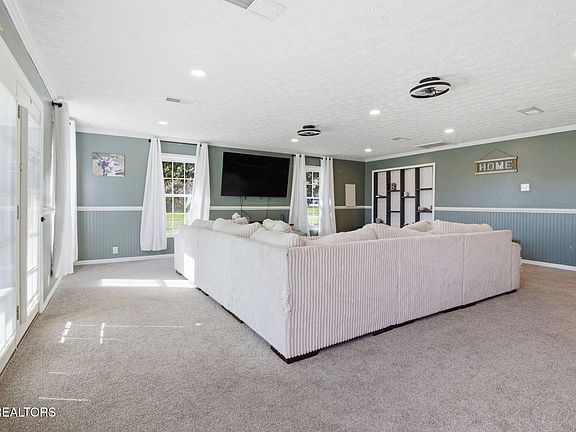 4th image of 9427 Mascot Rd