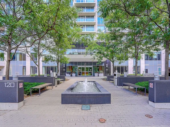120 Harrison Garden Blvd, Toronto, ON