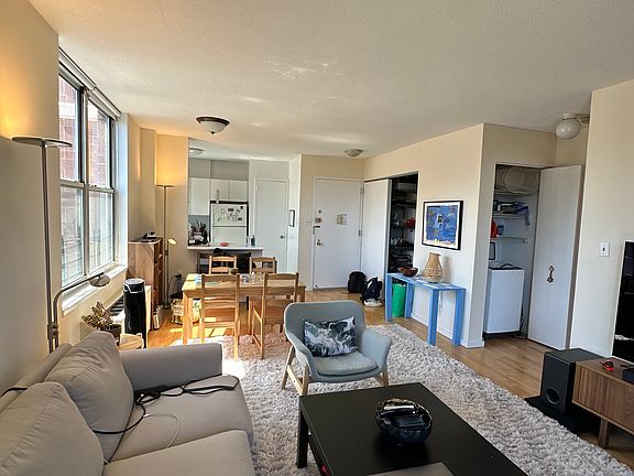 2nd image of 516 W 112th St #9B
