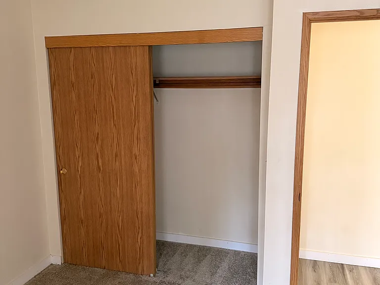 Rockwood Park Apartments — Photo 18