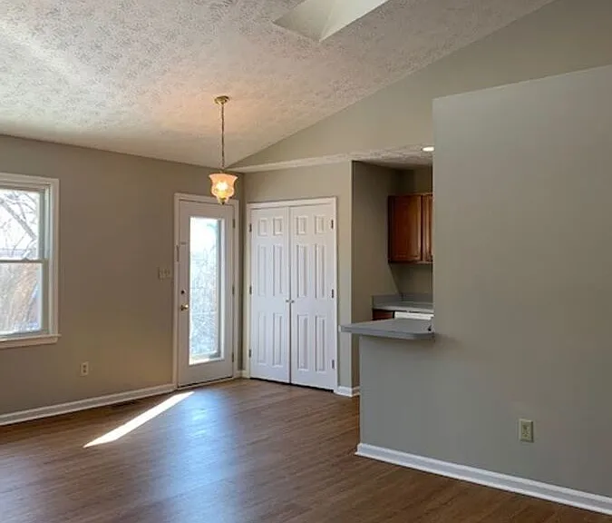 1412 Ritchie Ct — Photo 11