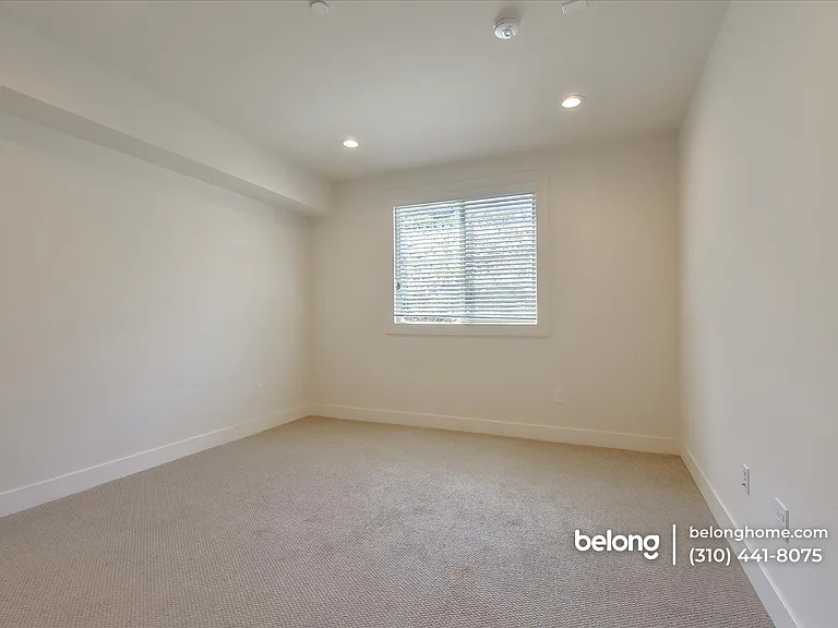 627 Deep Valley Dr #P607 — Photo 13