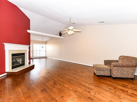 4th image of 4308 River Rock Point