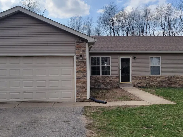 10432 Chevette Dr, Wheatfield, IN 46392