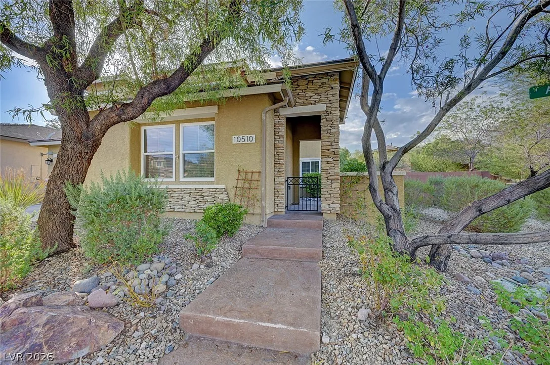 5 bed, 5.0 bath, 2428 sqft, $3,450 — Photo 3