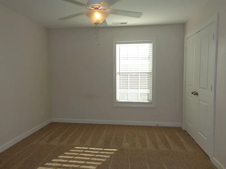 1209 Gunn Hall Dr — Photo 21