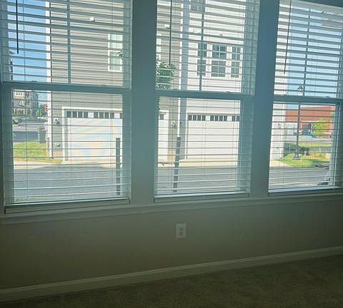 3rd image of 2505 Gatwick Ln