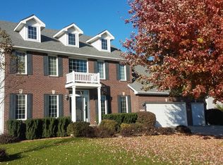 14415 Clearview Ln, Urbandale, IA 50323