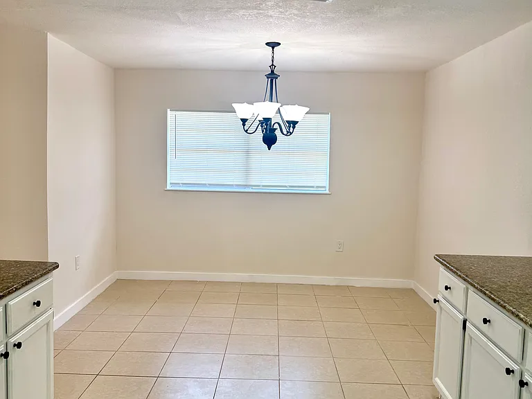 551 Mary St #1 — Photo 17