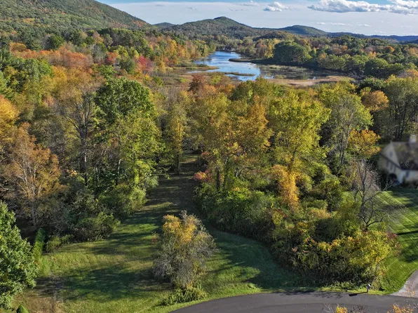 7 Silver Mine Ln, West Stockbridge, MA 01266