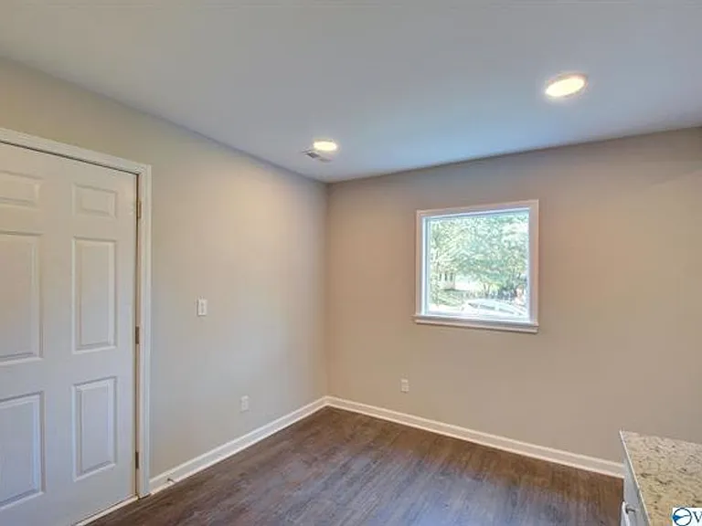 246 Victory Ln NE — Photo 7