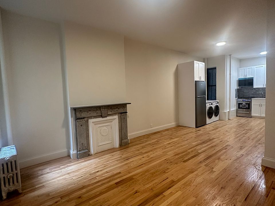 1st image of 313 W 54th St APT 2E