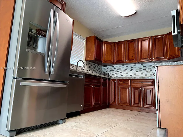 6407 SW 5th St — Photo 52