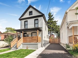 250 Rosslyn Ave N, Hamilton, ON L8L 7R1