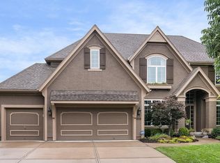 3080 W 132nd Pl, Leawood, KS 66209