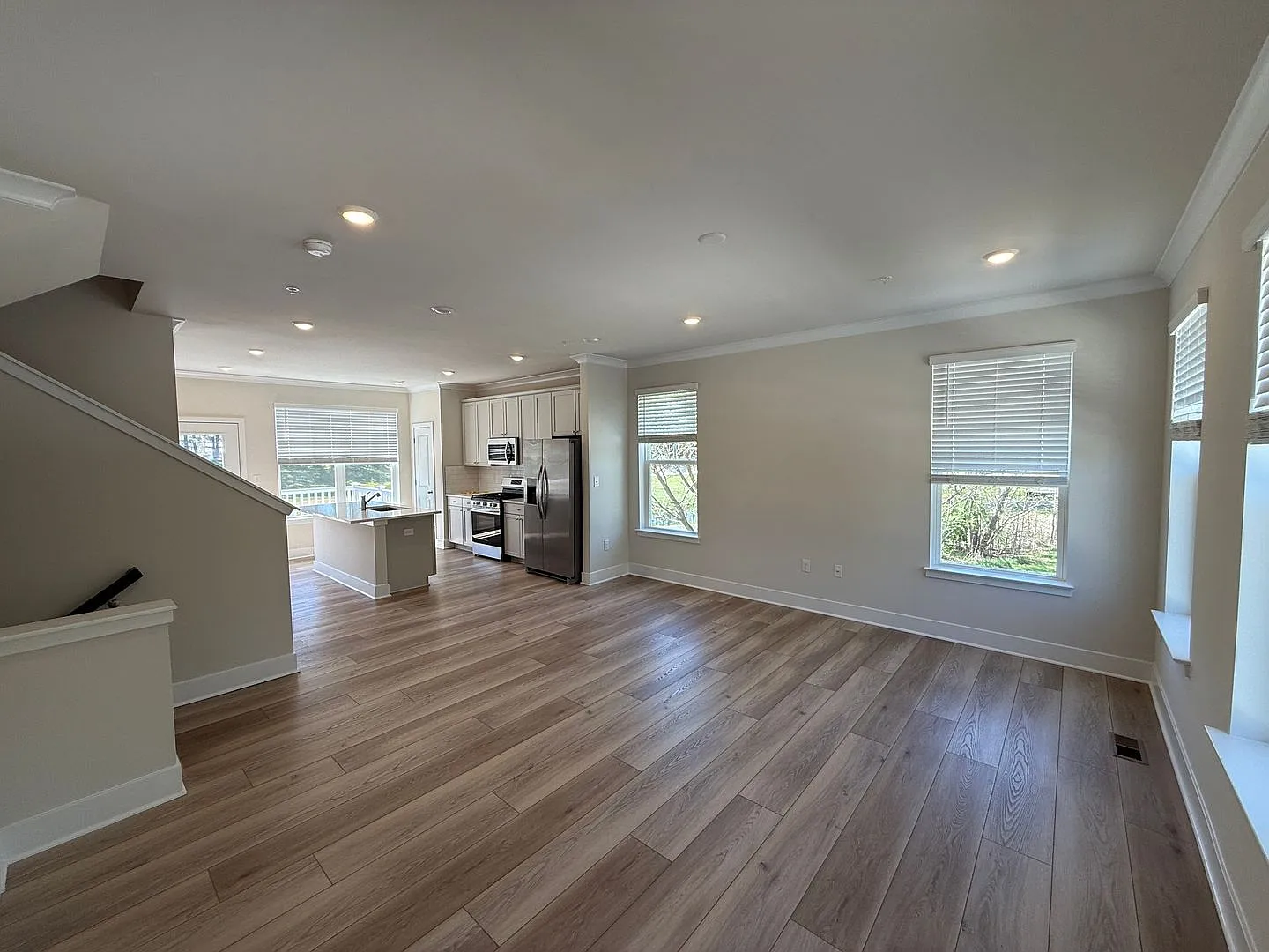 Luxury EndUnit Townhome with Golf Course Views at Tides at River Marsh- 3D TOUR — Photo 3