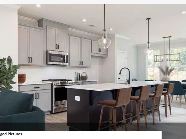 813 Cameron Trl, Acworth, GA 30102