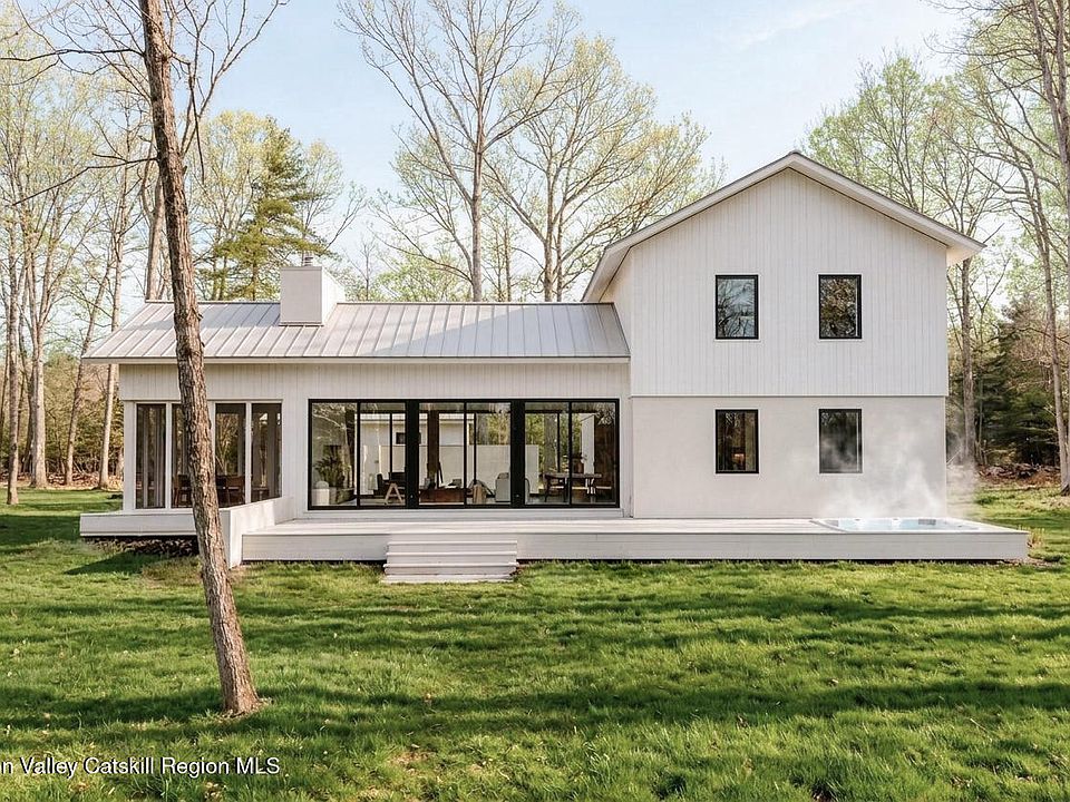 1st image of 131 Oakley Road