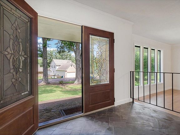 5th image of 9589 Blue Spruce Dr