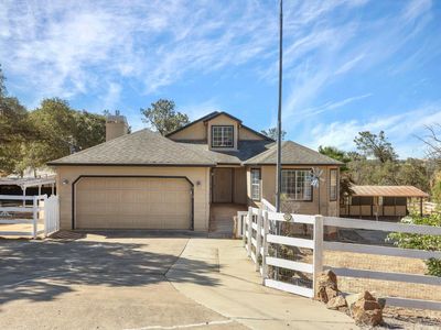 8510 Hautly Ln, Valley Springs, CA, 95252