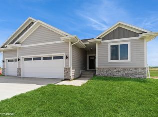 1395 NW Stevens St, Waukee, IA 50263