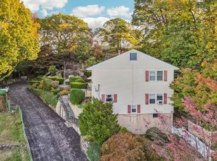 166 Park Hill Ave, Yonkers, NY 10705
