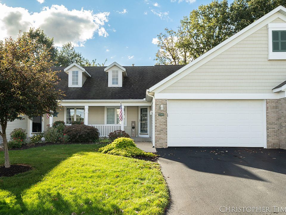 1st image of 1799 W Clearwater Dr