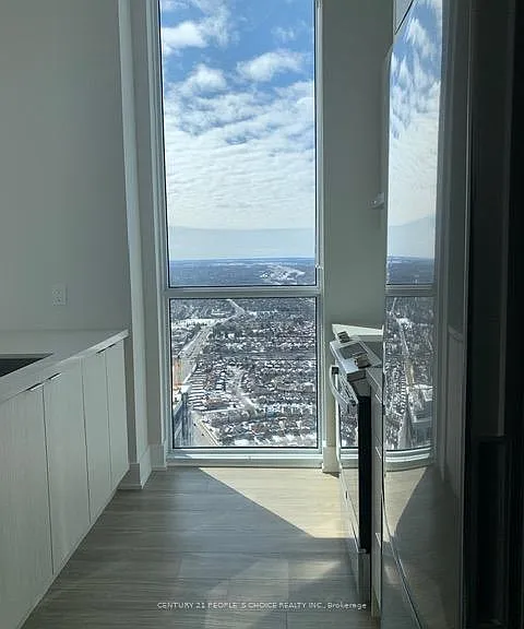 430 Square One Dr #Penthouse 05-05 — Photo 17