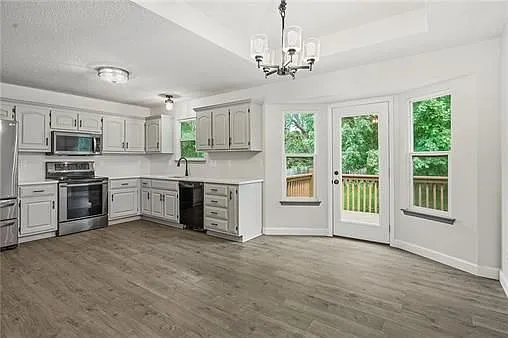 2521 NW Richard Dr — Photo 9