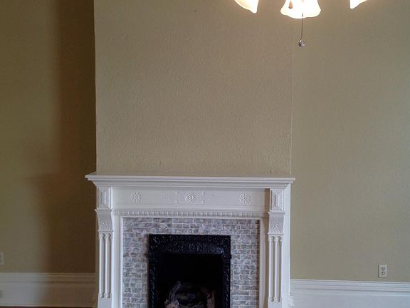 4th image of 1508 S Gaines St APT 1