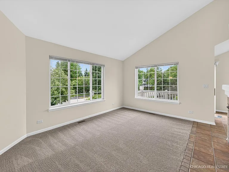 1399 New Haven Dr #0 — Photo 3
