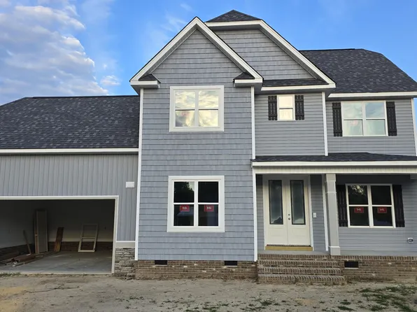 310 Freedom Ridge Dr, Smithfield, NC 27577