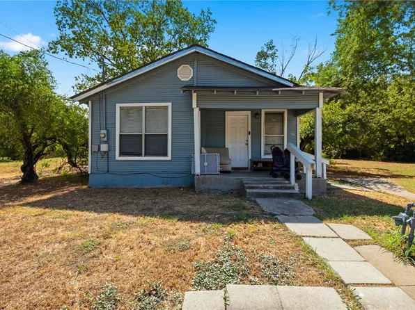 709 E Martin Luther King Jr St, Bryan, TX 77803