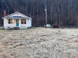 315 S Locust Rd, Hi Hat, KY 41636