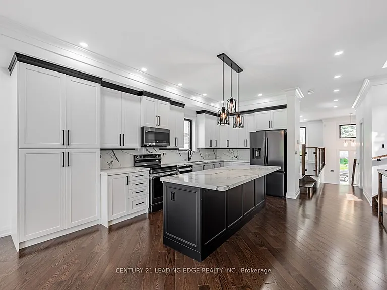 48B Maybourne Ave — Photo 10