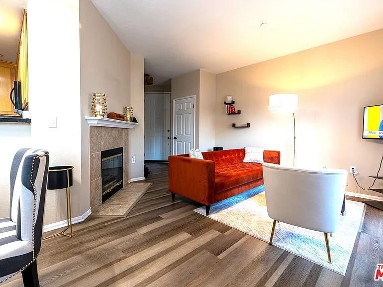 4600 Don Lorenzo Dr #4 — Photo 5