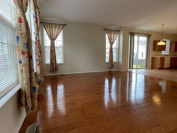 5th image of 512 E Home Ave