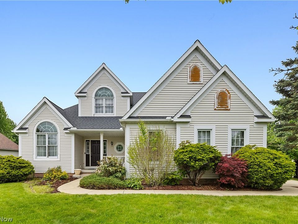 1st image of 1919 Wendover Cir NE