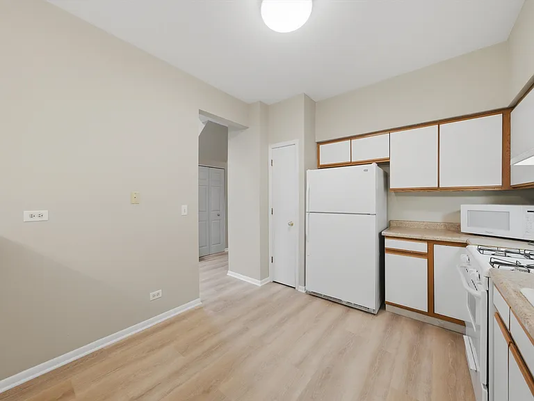 610 Woodhaven Dr — Photo 8