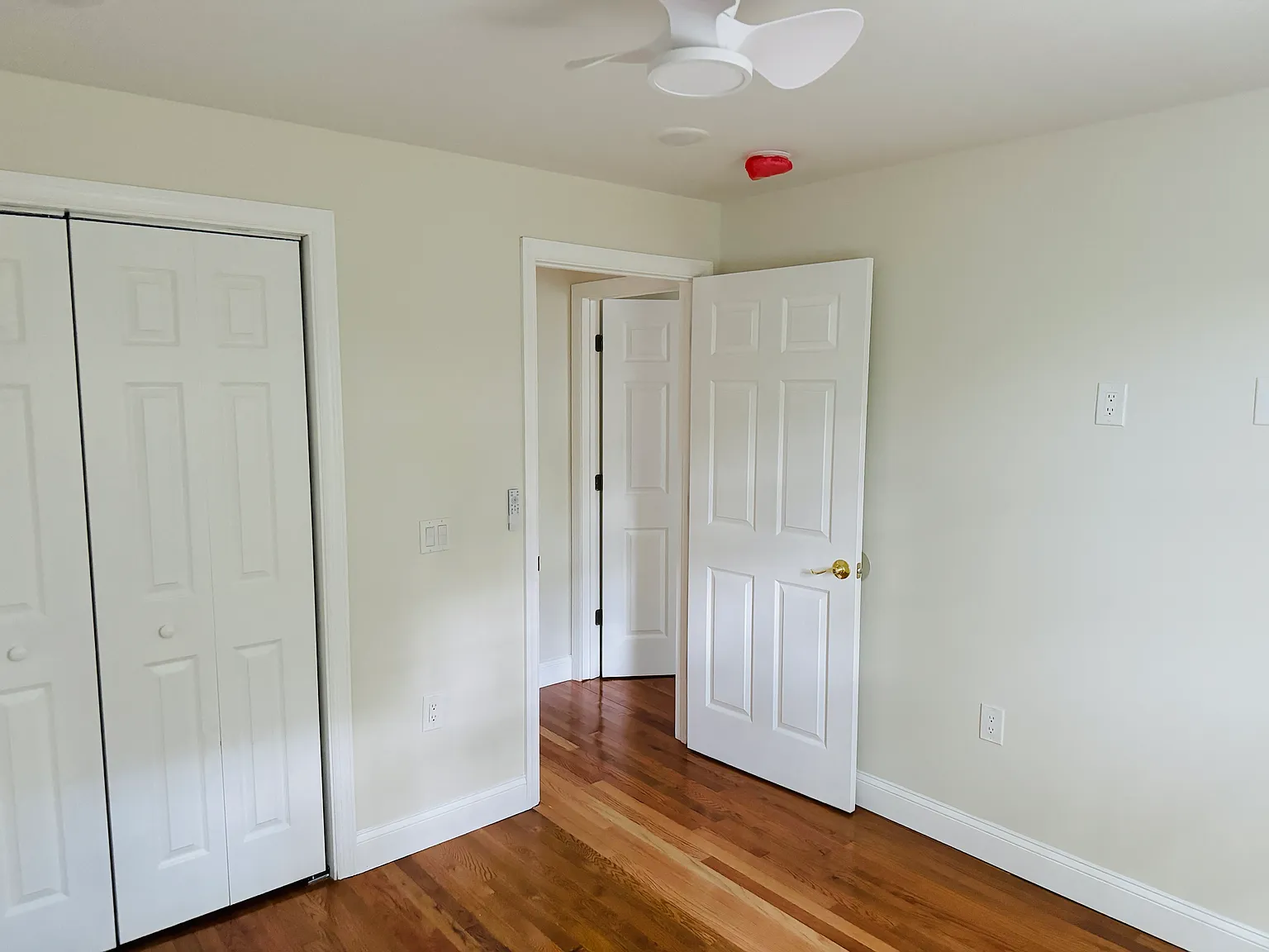 14 Elm St APT 1 photo 1