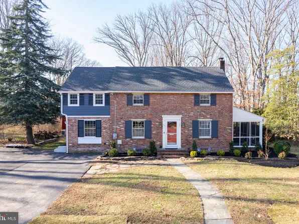 520 W End Ave, Haddonfield, NJ 08033