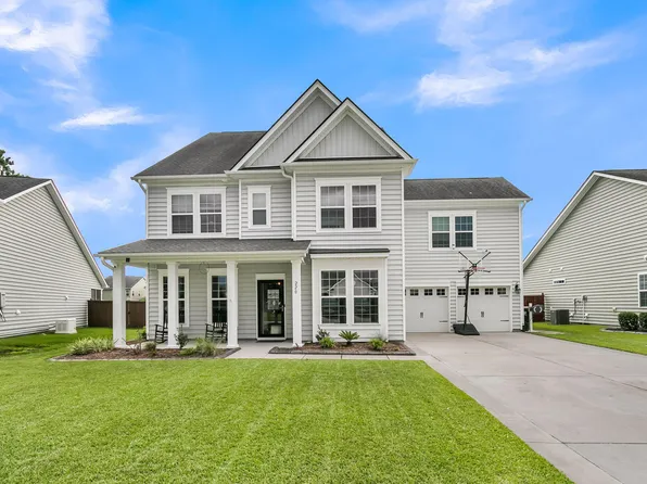 220 Witch Hazel St, Summerville, SC 29486