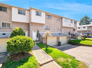 325 Mary St #3, Hamilton, ON L8L 8A2