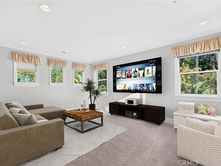 21004 Mendenhall Ct — Photo 33