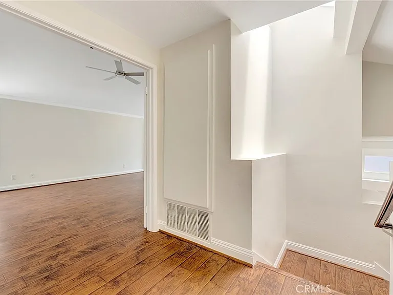 24811 Cutter — Photo 18